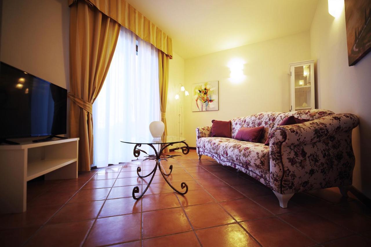 Hotel Ristorante Al Brunello Di Montalcino Zewnętrze zdjęcie