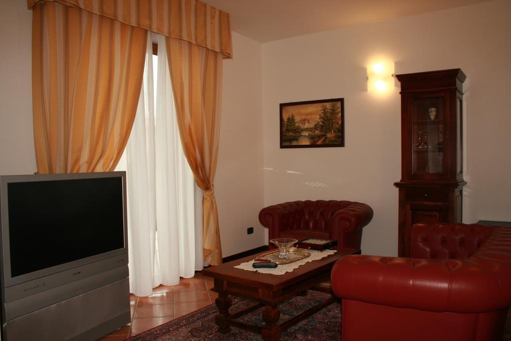 Hotel Ristorante Al Brunello Di Montalcino Zewnętrze zdjęcie