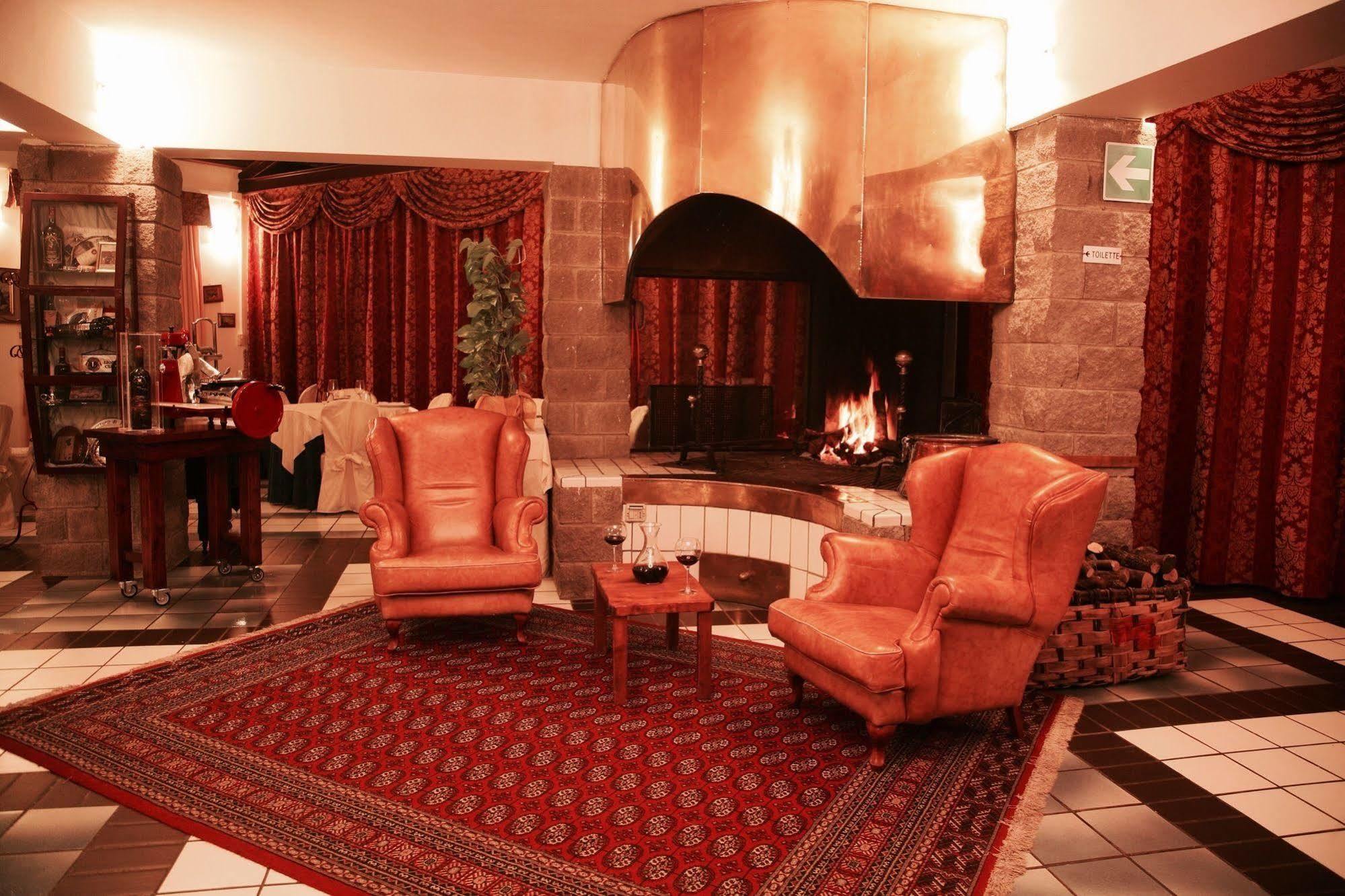 Hotel Ristorante Al Brunello Di Montalcino Zewnętrze zdjęcie